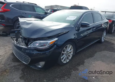 2015 Toyota Avalon Limited z USA, uszkodzony, nr VIN 4T1BK1EB1FU152109